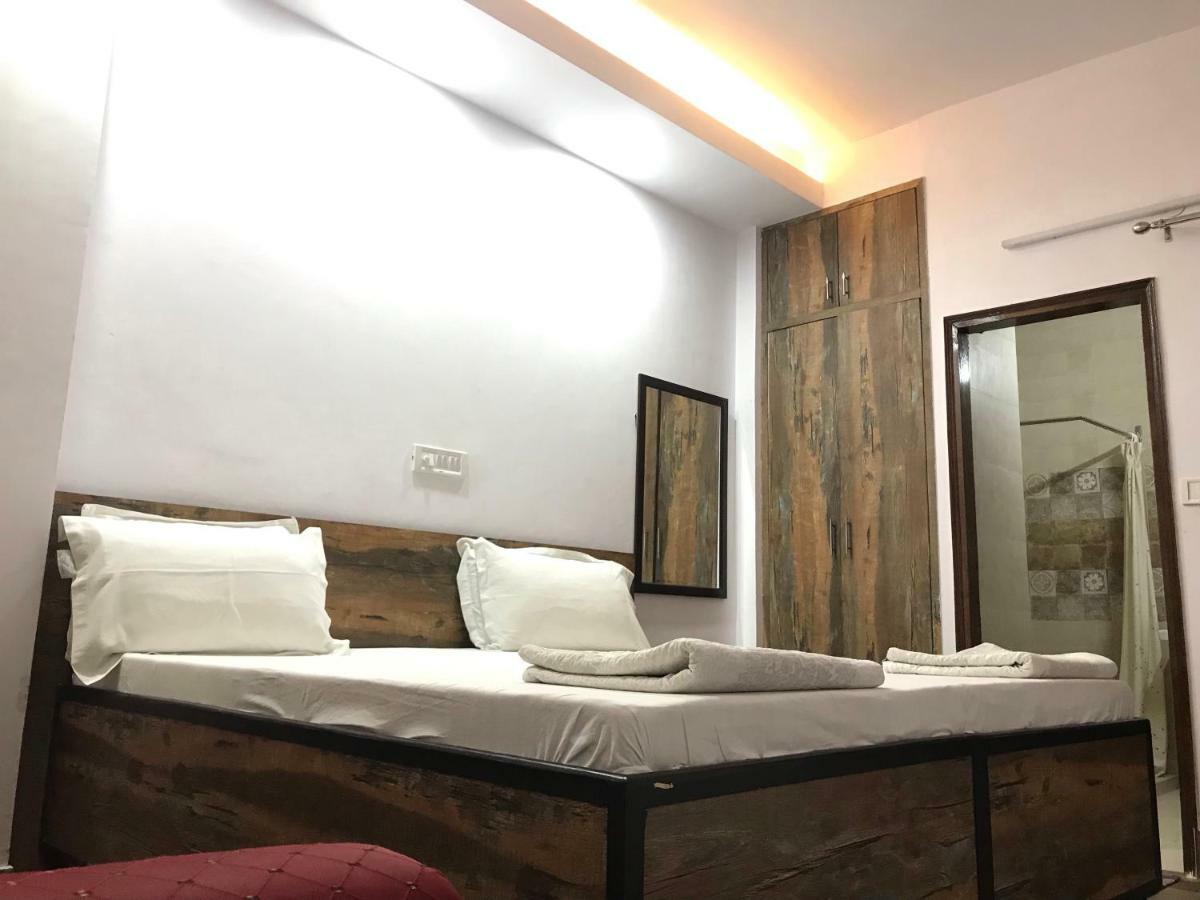 Tatvamasi Homestay New Delhi Exterior photo